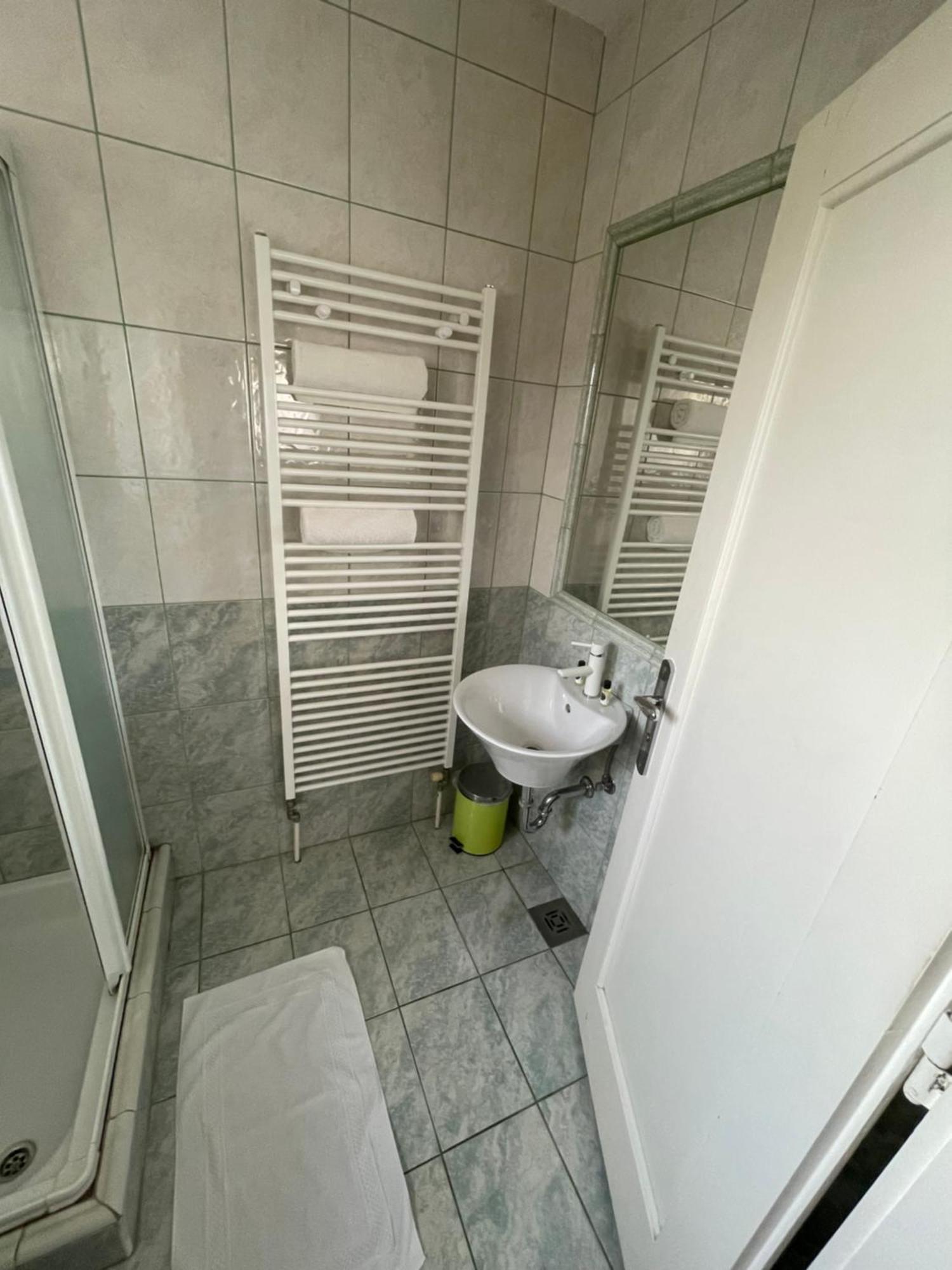 Guesthouse Stremljan Ljubljana Медводе Екстериор снимка